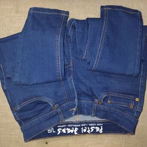 Size 7/8 pastel skinny jeans